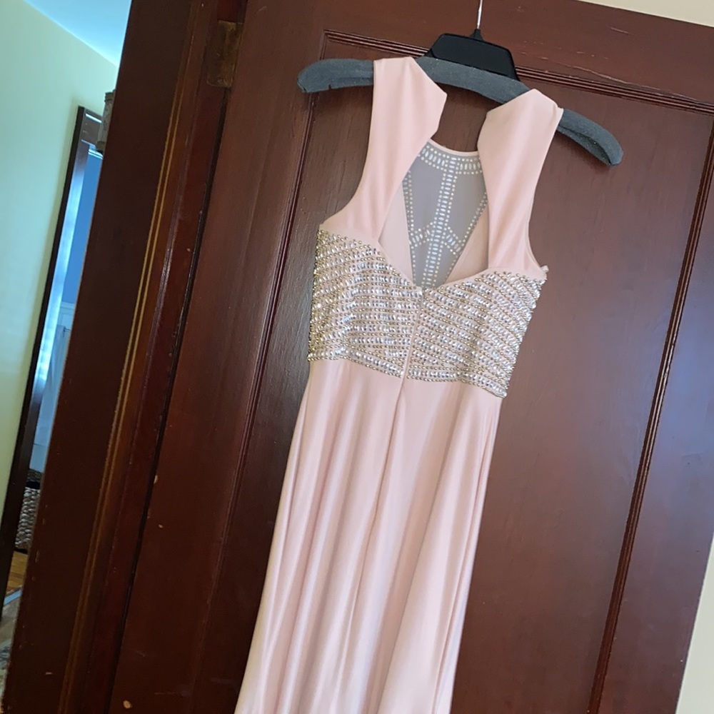 PROM DRESS - Picture 3 of 4